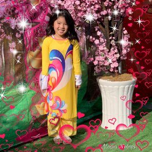 Meet your Posher, Jenny